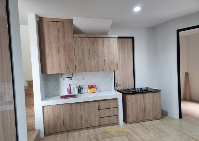 Rumah disewakan di Waterfront Lippo Cikarang